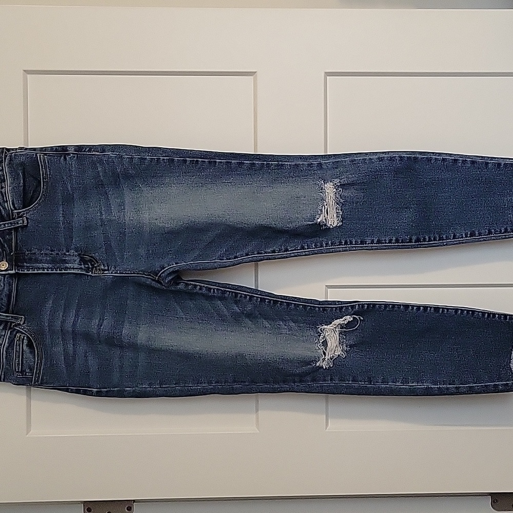 Distressed Blue Women's Cropped Jeans